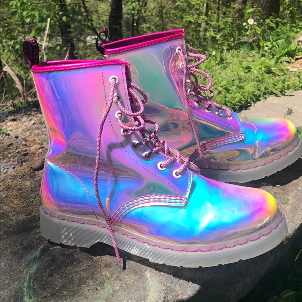 Festy Besty Super-Air Combat Boot Holographic